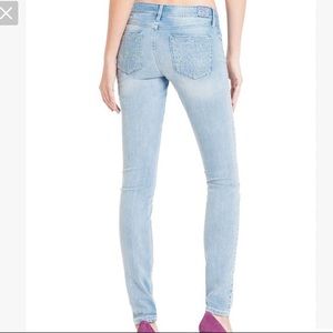 “Guess” BRITTNEY SKINNY JEANS, FLORAL BACK POCKETS
